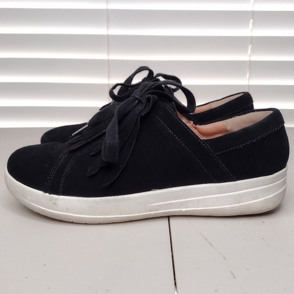 Fitflop F-Sporty II Black Suede Comfort Low Top Lace Up Fringe Sneakers Sz 7 - Picture 2 of 12